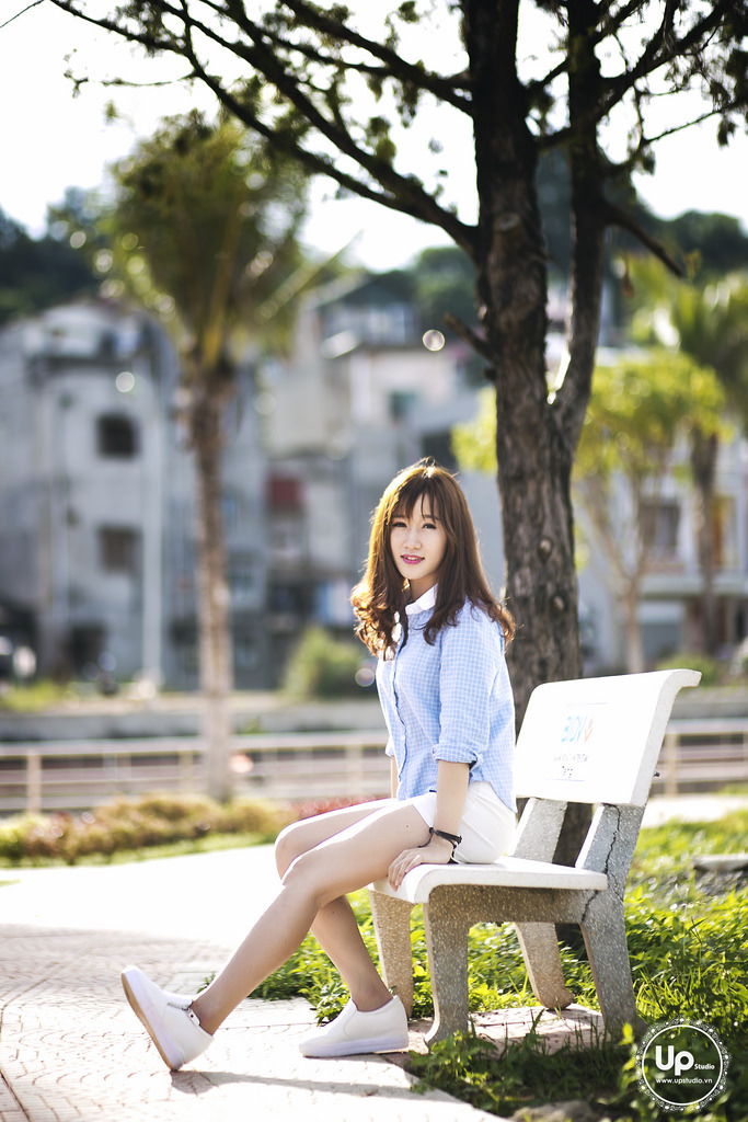 看很黄很黄的细节小说