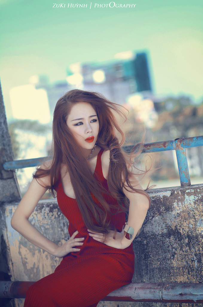 多人调教强行破苞H驯服电影