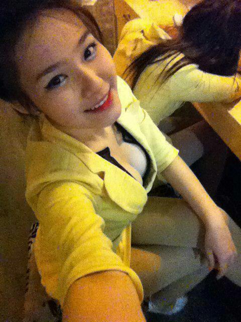 侵犯邻居丰满人妻