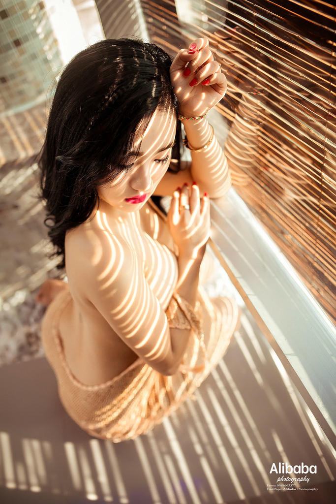 小SAO货张开腿CAO死你动态图