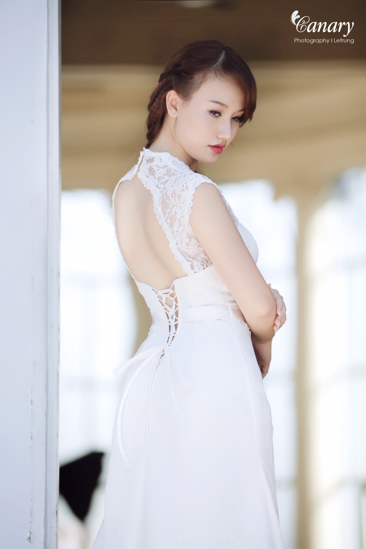 《老师喂我乳我掀奶罩》