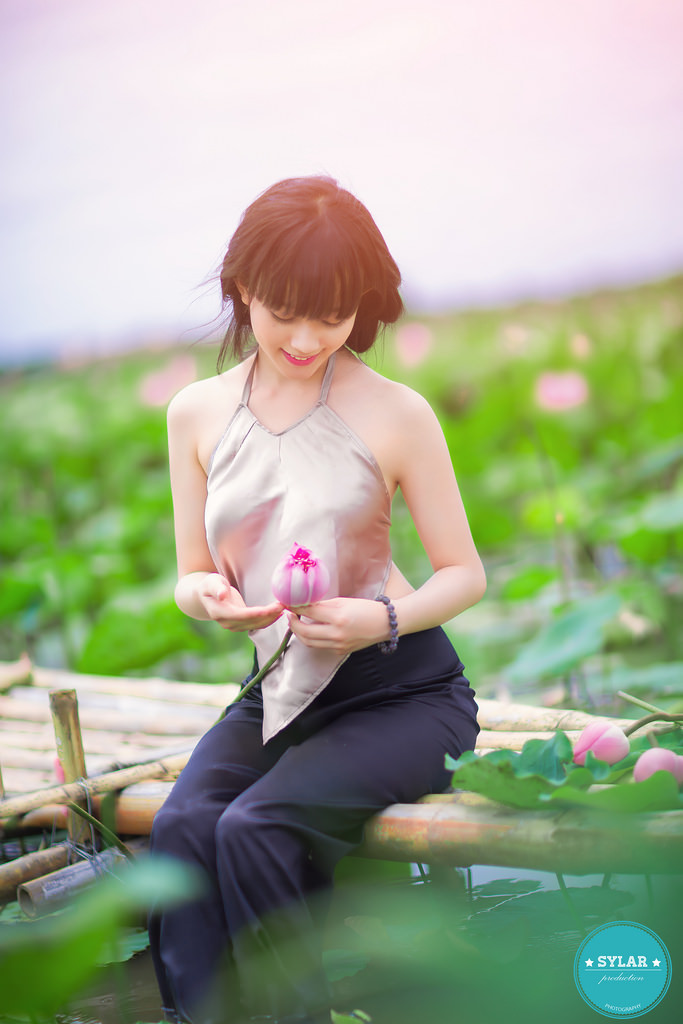 年轻的母亲1观看