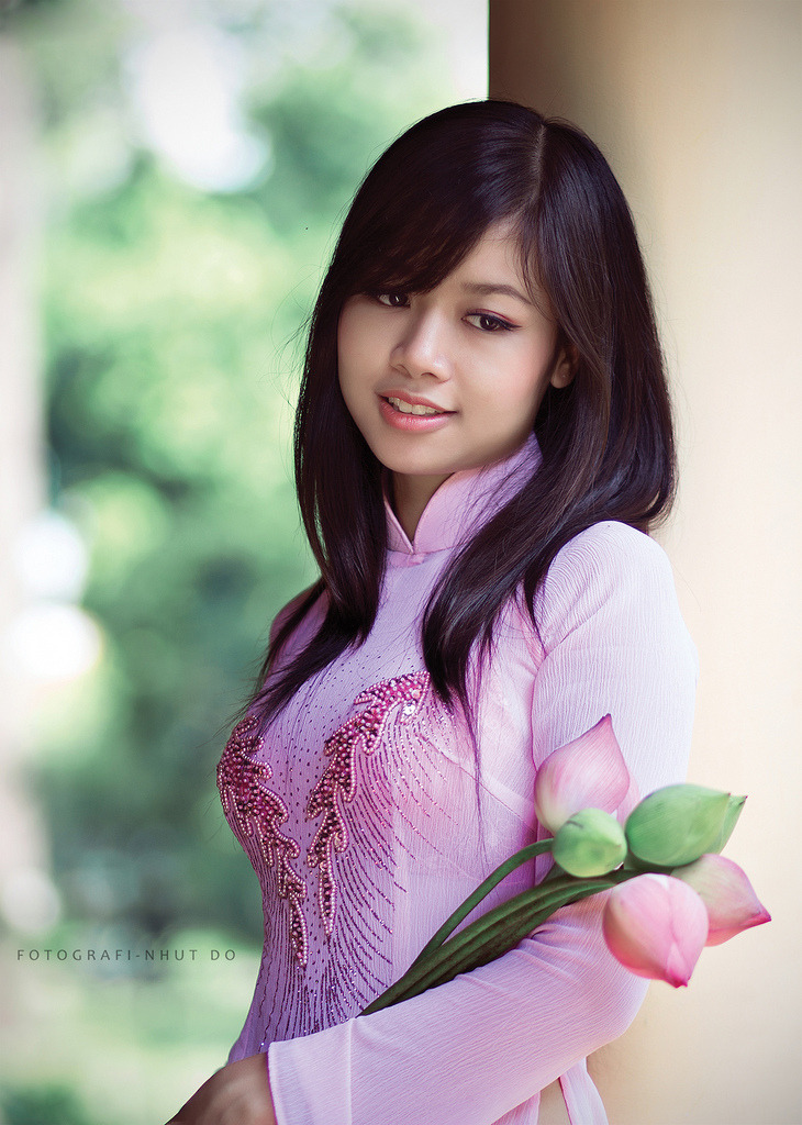 抽插内射高潮呻吟爆乳