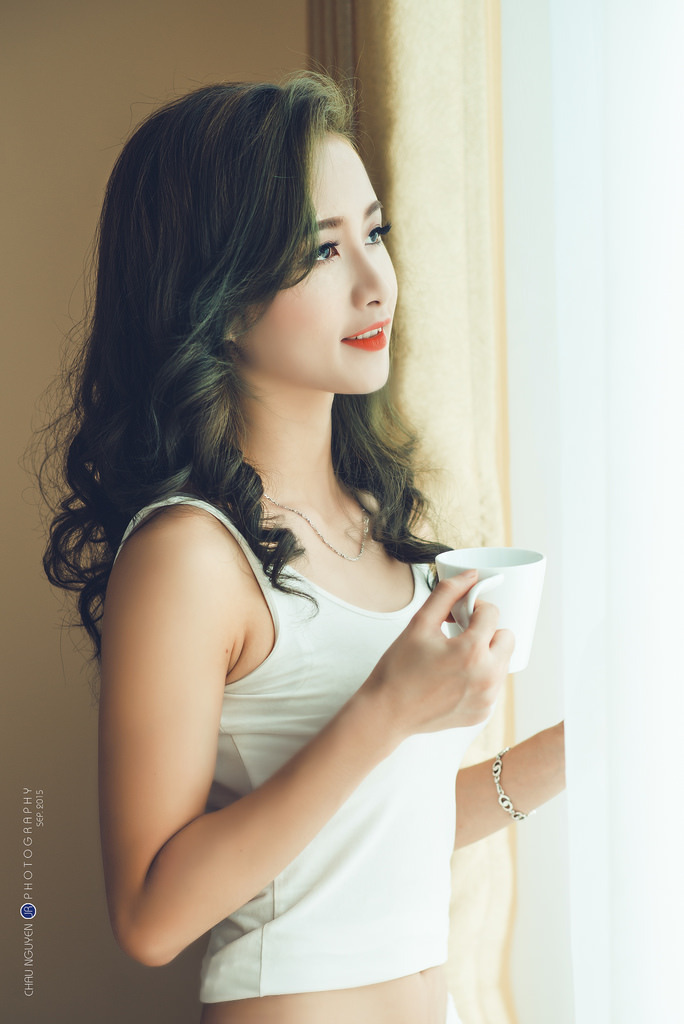 空虚的儿媳妇中字头到底是谁演的