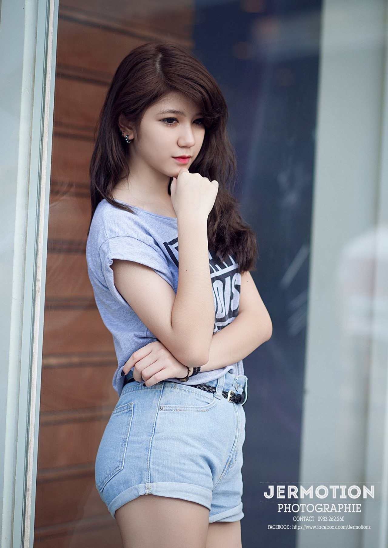 被三个男人躁我一个爽