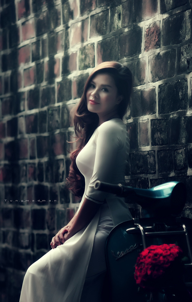 亚洲精品白浆高清久久久久久