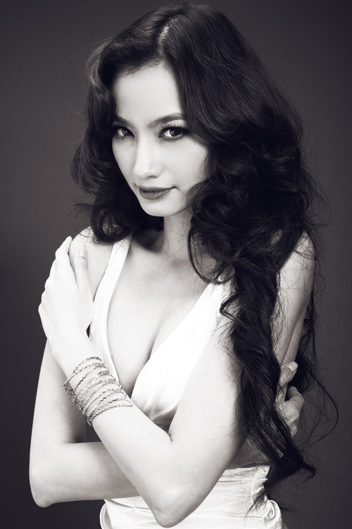 真实女性下身裸露图片