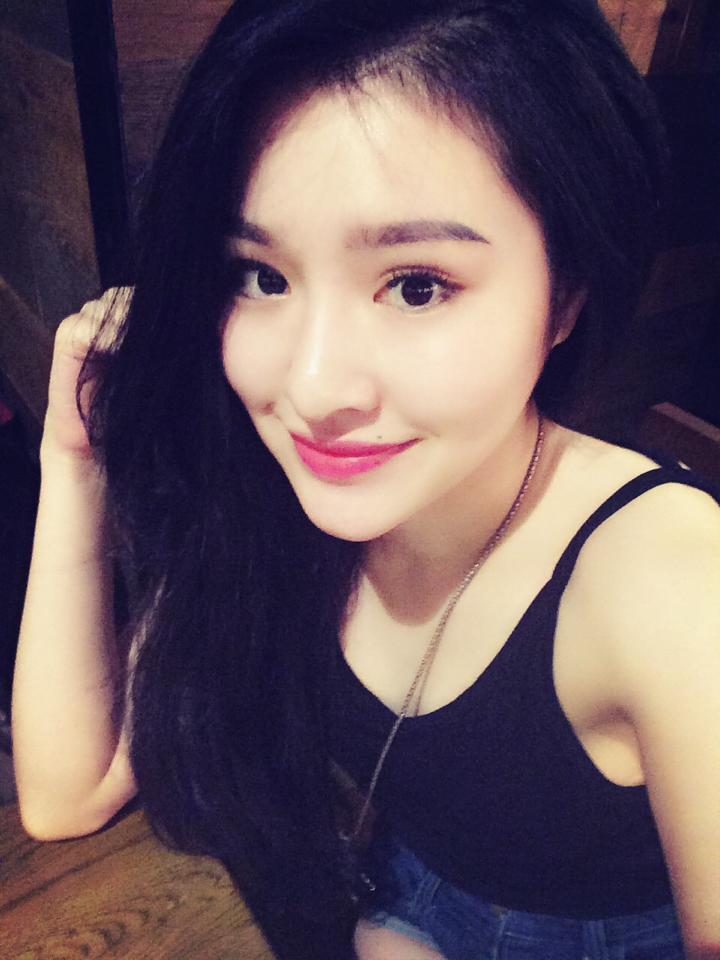 日本三级大乳舌吻