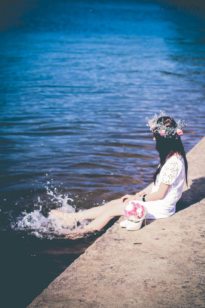 亚洲人成免费网站