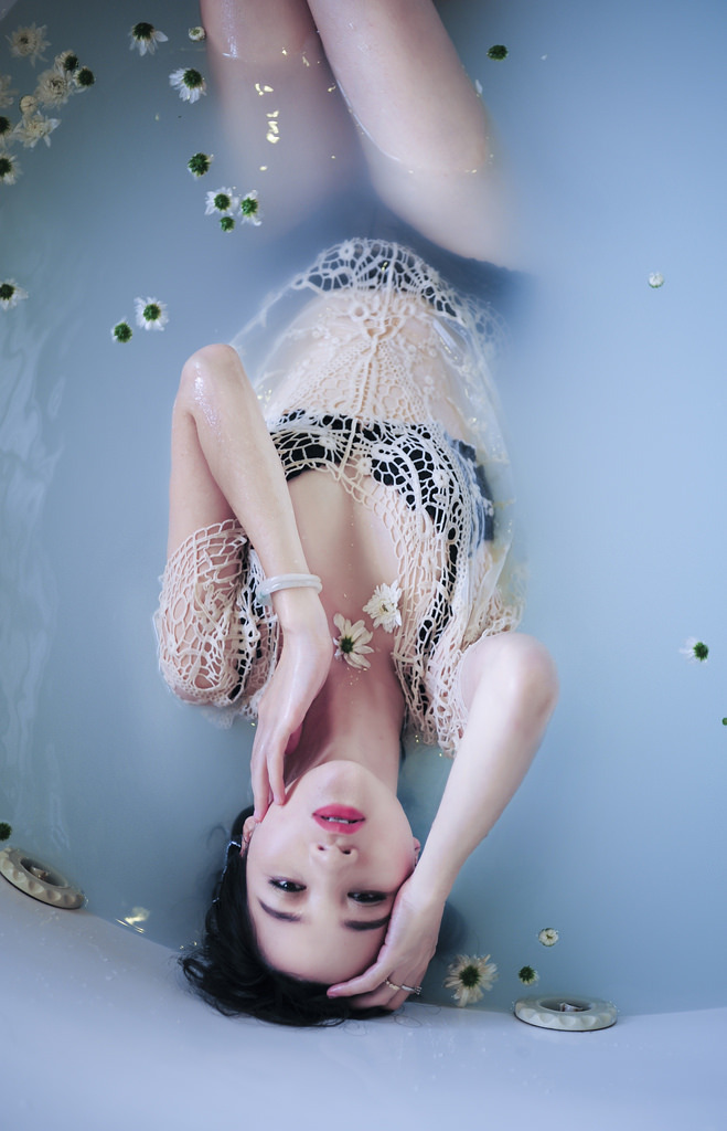 亚洲熟女乱色一区二区三区